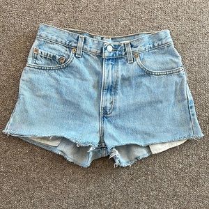 LEVIS jean shorts